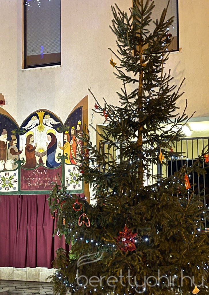 Betlehemi szárnyas oltárt nyitottunk 38